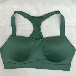 Victoria’s Secret PINK Ultimate Push Up sports bra